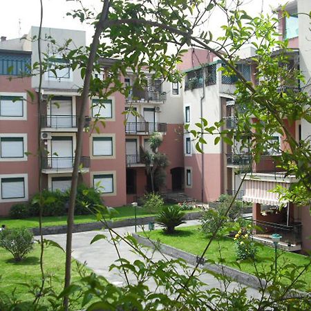 Suitehome Taormina Giardini Naxos Dış mekan fotoğraf